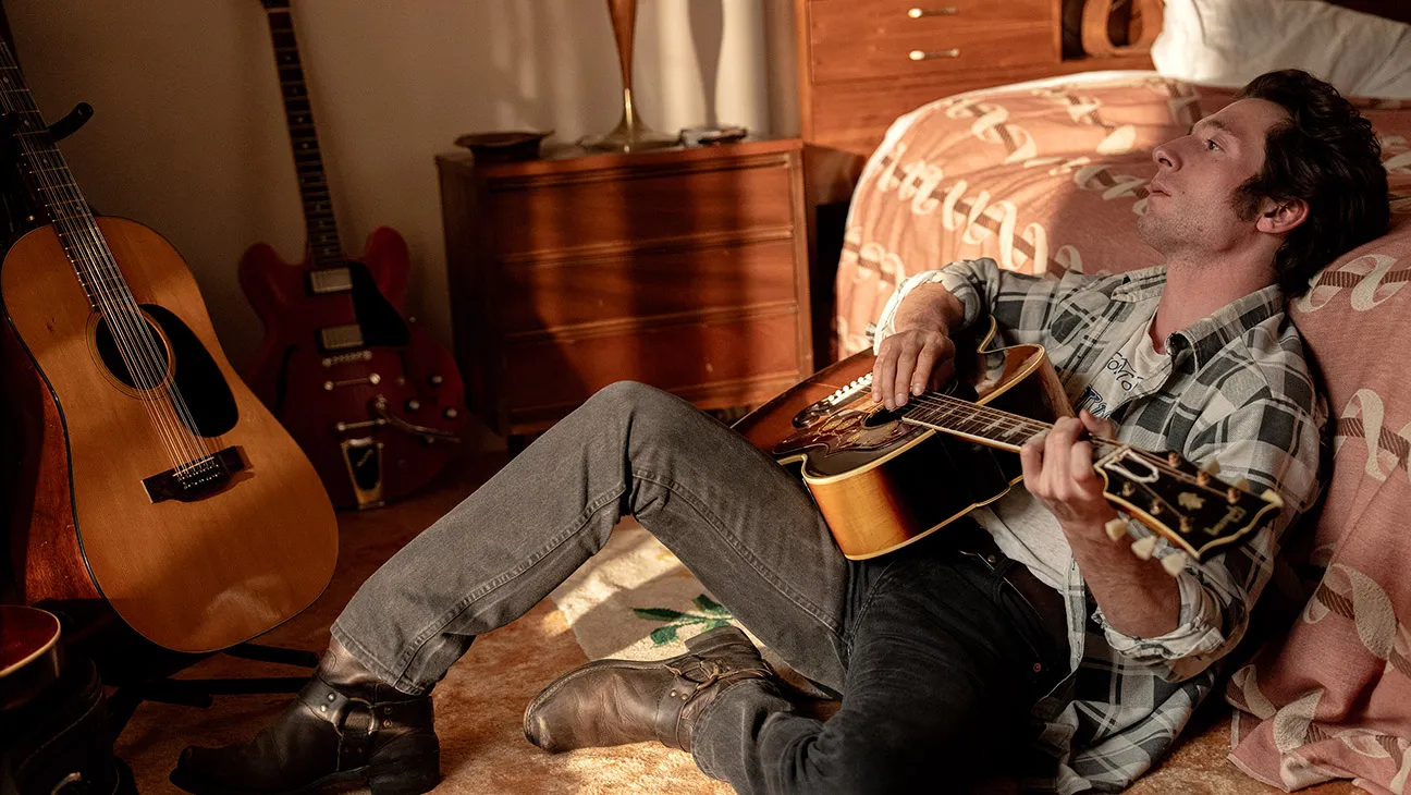 Springsteen: Deliver Me From Nowhere. Another Fail Oscar-Bait Biopic.